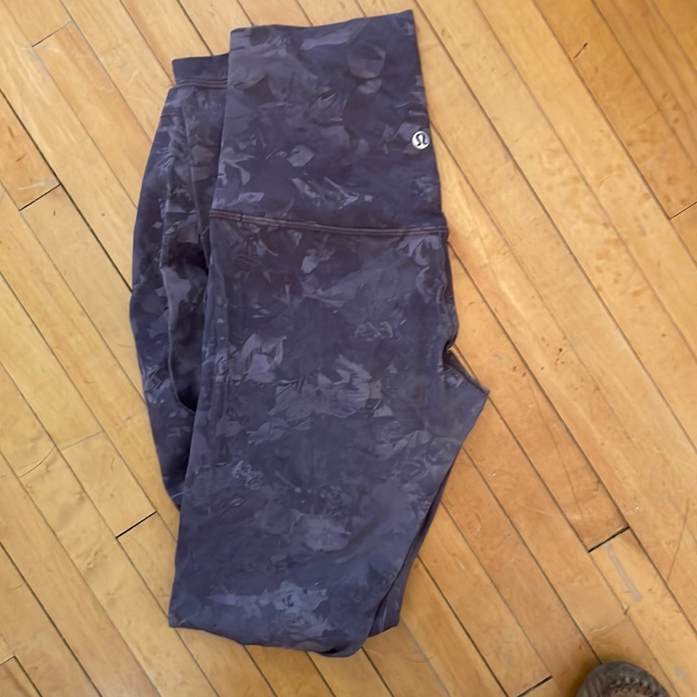 Lululemon leggings